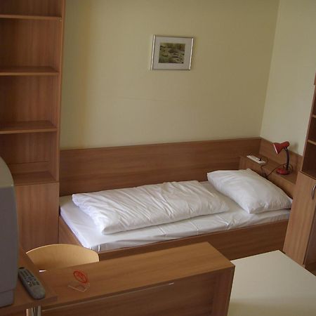 Kolping Campus Krems Hostel Exterior photo