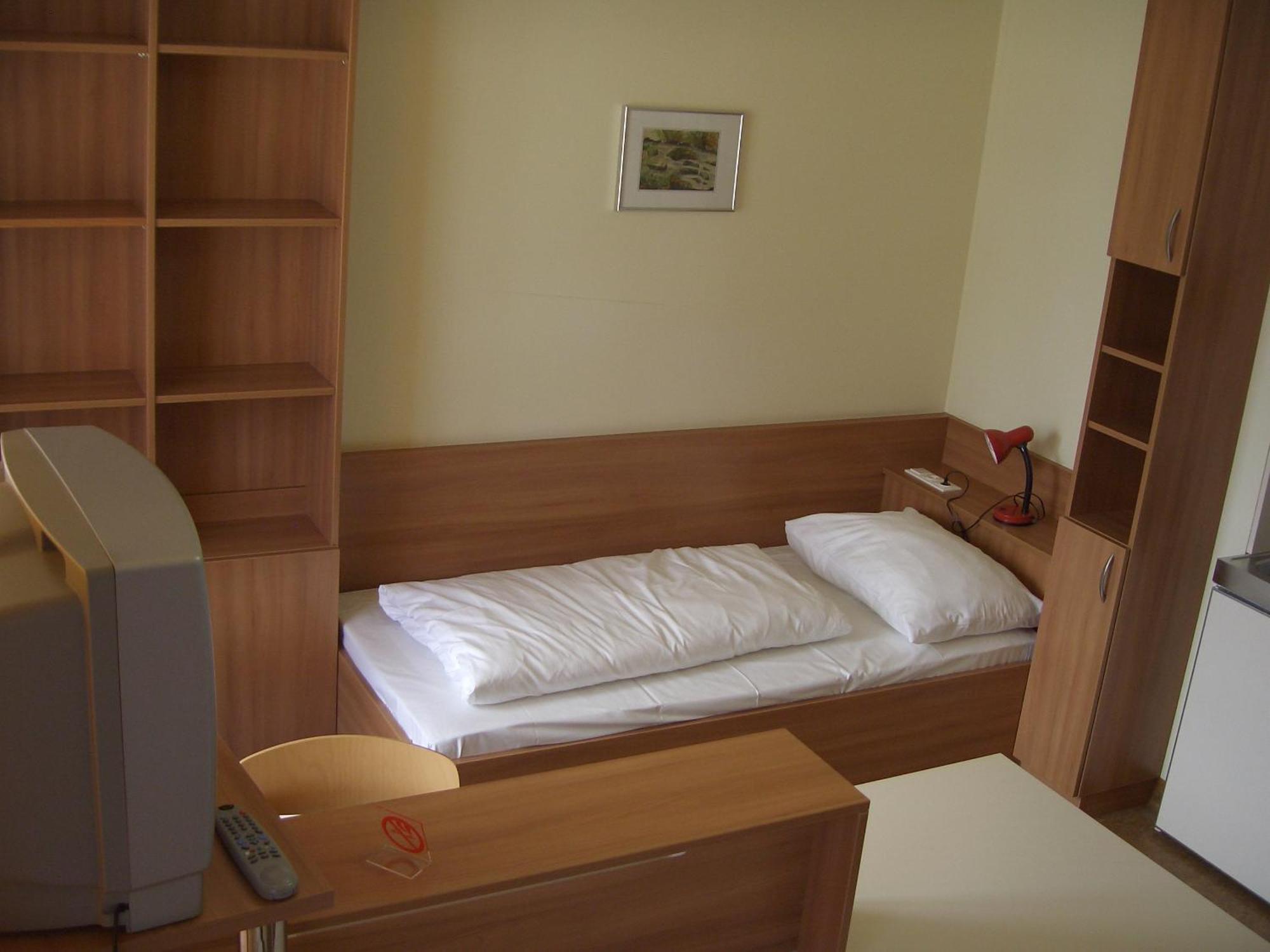 Kolping Campus Krems Hostel Exterior photo