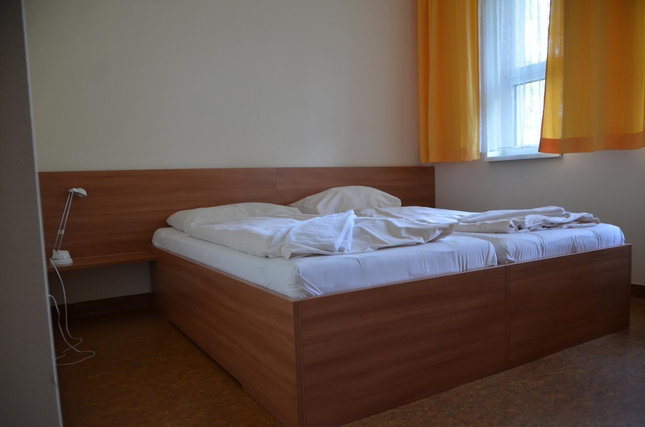 Kolping Campus Krems Hostel Exterior photo